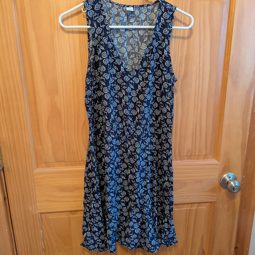 Old Navy Blue and White Floral Dress